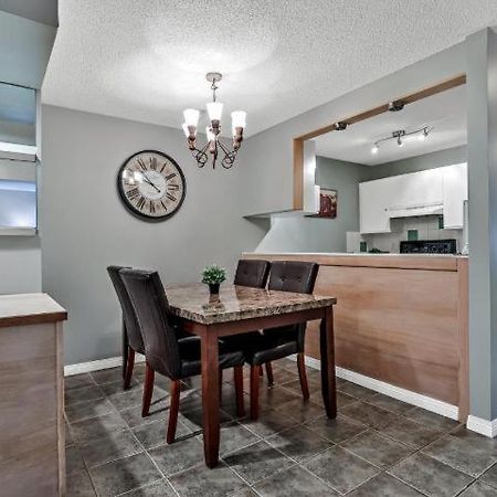 New! Cozy Rocky Mountain Chalet Managed By Little Sister Getaways Canmore Exterior foto